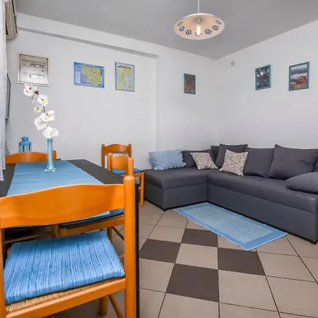 Sopic * Rogoznica (Sibenik-Knin)