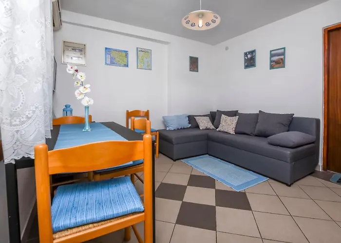 Sopic * Rogoznica (Sibenik-Knin)